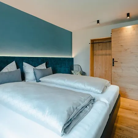 Aparthotel Holzer 3*