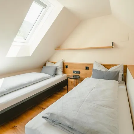 Holzer Lejlighedshotel Weissensee