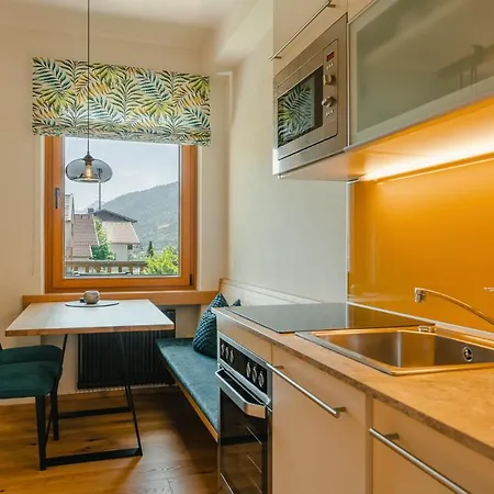 아파트호텔 Holzer